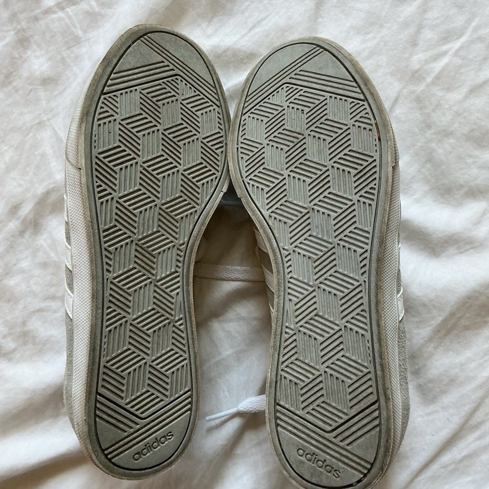 Adidas Courtset Womens Shoes AW4209 Lace Up Low Top Gray Sneaker Size 6 Running - Picture 8 of 8